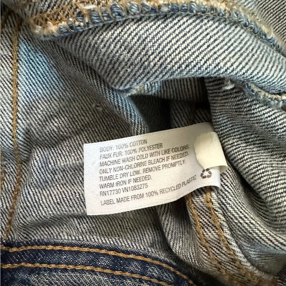 Mossimo Jean Jacket Sherpa Collar Womens Denim Trucker Coat Distressed Size S/P - Picture 16 of 17